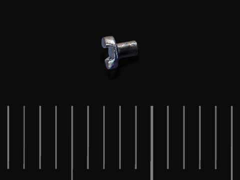 φ0.5軸での頭部すり割り加工